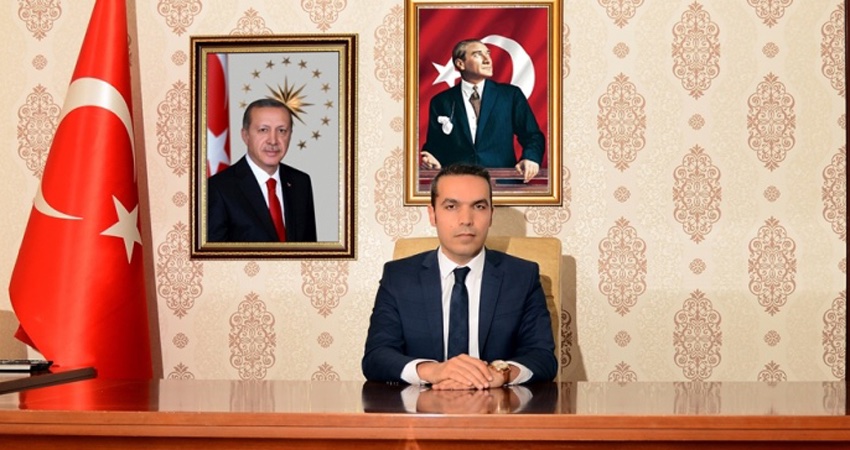 Gazi Emet’li hemşerilerimizin Ramazan-ı Şerif ayını en içten dileklerimle kutlar, bu mübarek ayın İslam alemi ve tüm insanlığa hayırlar getirmesini Cenab-ı Hak’tan niyaz ederim