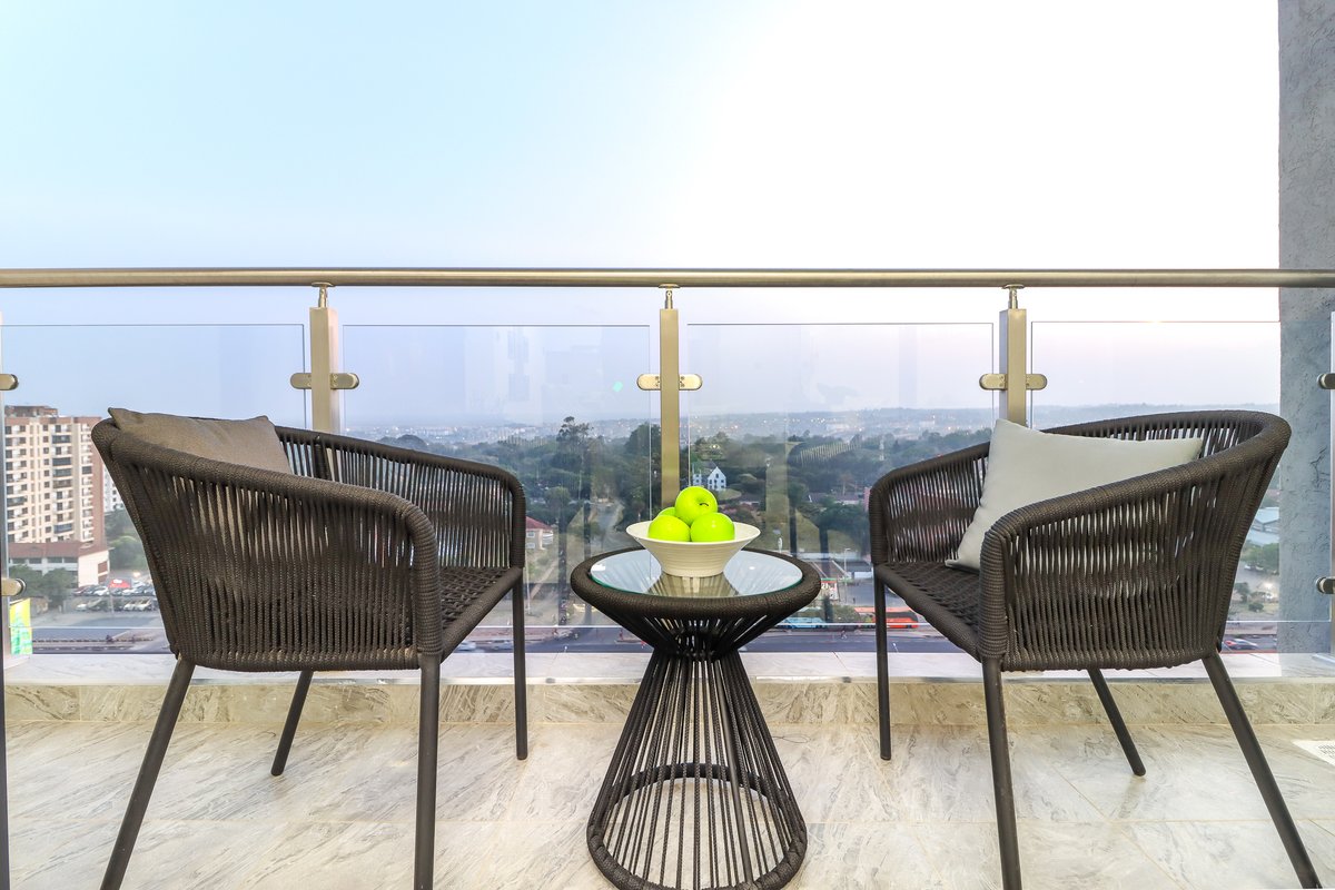 dreamspaceske's tweet image. We not only take photos but also ensure the photos are of high quality and look professional to your potential clients.

Design by @emmellinteriorskenya

Call us on +254 700 083935.
.
.
#airbnbphotographykenya #realestatephotographykenya #interiors