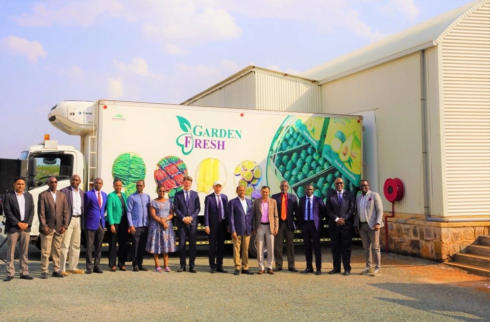 FreshRwanda's tweet photo. Recently @FreshRwanda  introduced owned Packhouse, a vital infrastructure that connects the farm and the market. 
The facility which was built, thanks to funding from the HortInvest and IDH project. It will reduce post-harvest loss while also boosting farmer income https://t.co/IFwnkWZOCq