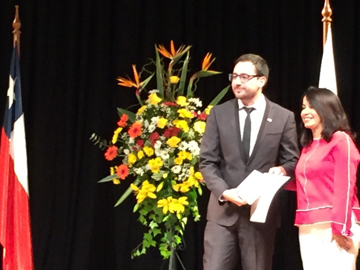 electrica_ucsc's tweet image. Los datos de su velatorio y funeral serán comunicados a la brevedad posible.

Un fraterno saludo 
#IngenieríaEléctricaUCSC