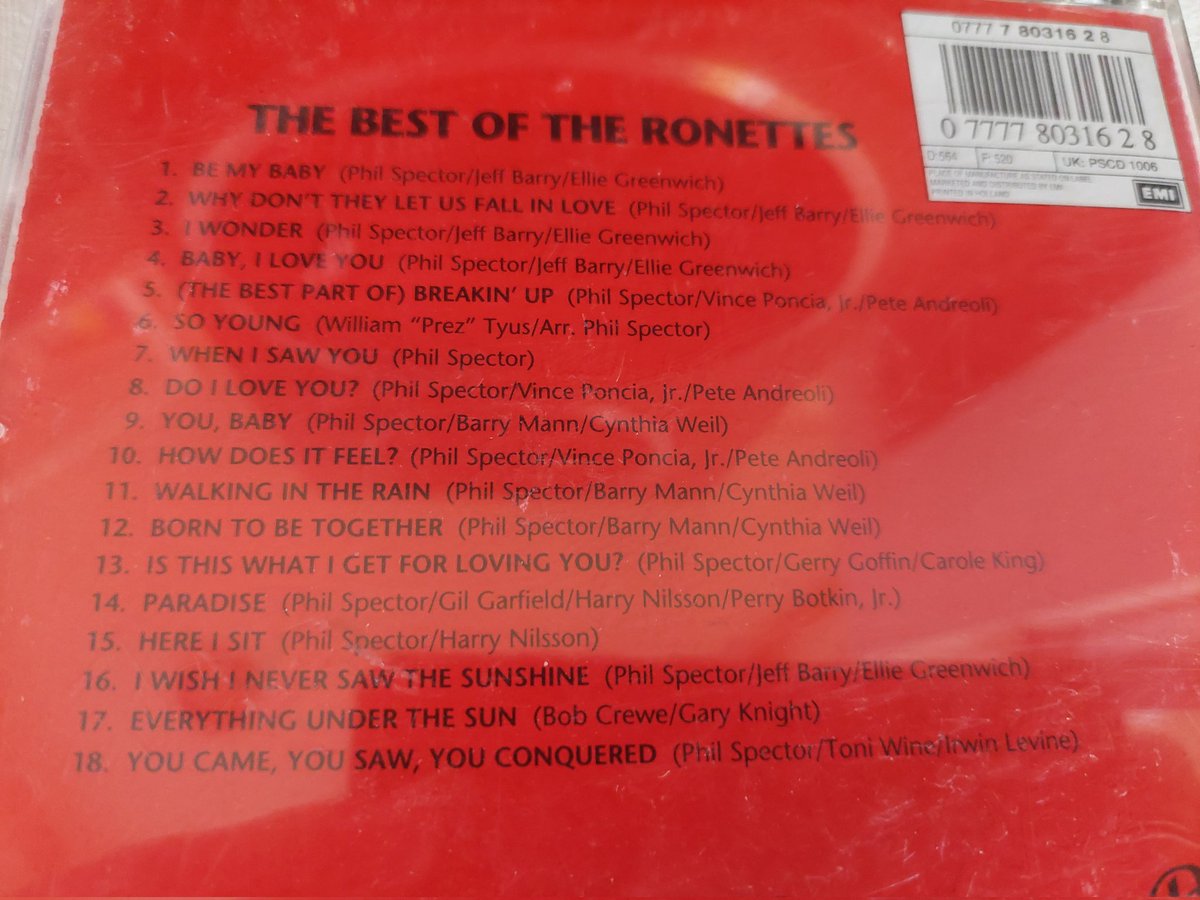 Superdrogidge's tweet image. #NowPlaying #CDCollection
#WorkCommute
#5albums92
#TheRonettes #PhilSpector 
It is a comp but a great one at that..!