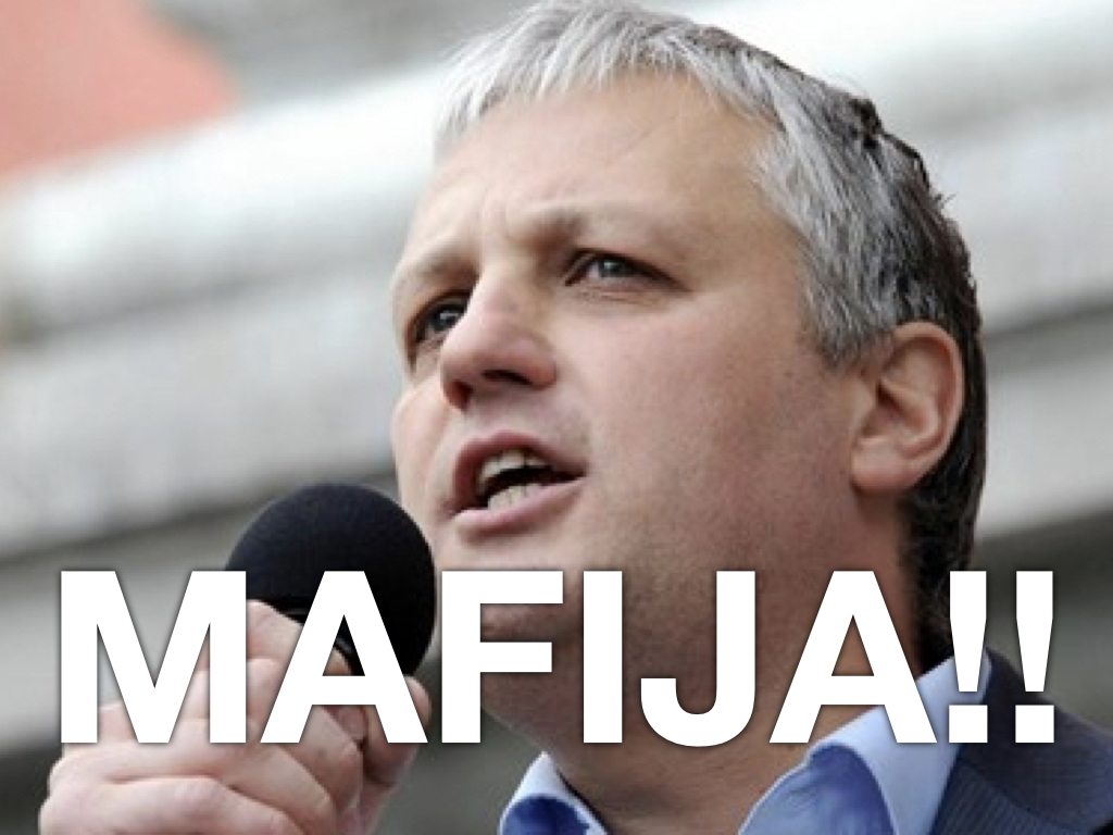 Smetnjak's tweet photo. The shouting contest begins aka you say magija and I say mafija
#janković #primc #ljubljanastrofa https://t.co/dDENSYxe56