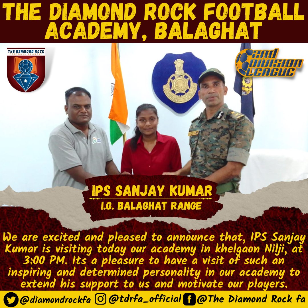 diamondrockfa's tweet photo. Its an honour to have you around us, as we sleep well in our houses because ensure the security of our surroundings#indianfootball #HeroILeague #ileaguediv2 #mpfa #balaghat #madhyapradeshfootball #footballindia #backtheblue #Hero2ndDiv #madhyapradesh #TogetherWeRise #LetsFootball https://t.co/vRsQRXswkk