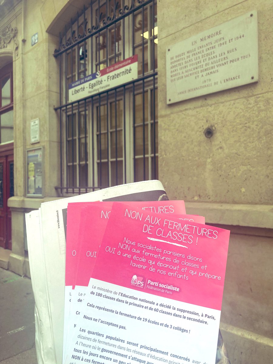 CamiViziozBrami's tweet photo. De nouveau auprès des parents devant l’école Buffault à #paris9 pour s’opposer aux fermetures de classes à la rentrée prochaine 🌹✊🏽 #parents #profs #elues #ensemble https://t.co/HXKOsa3IuM