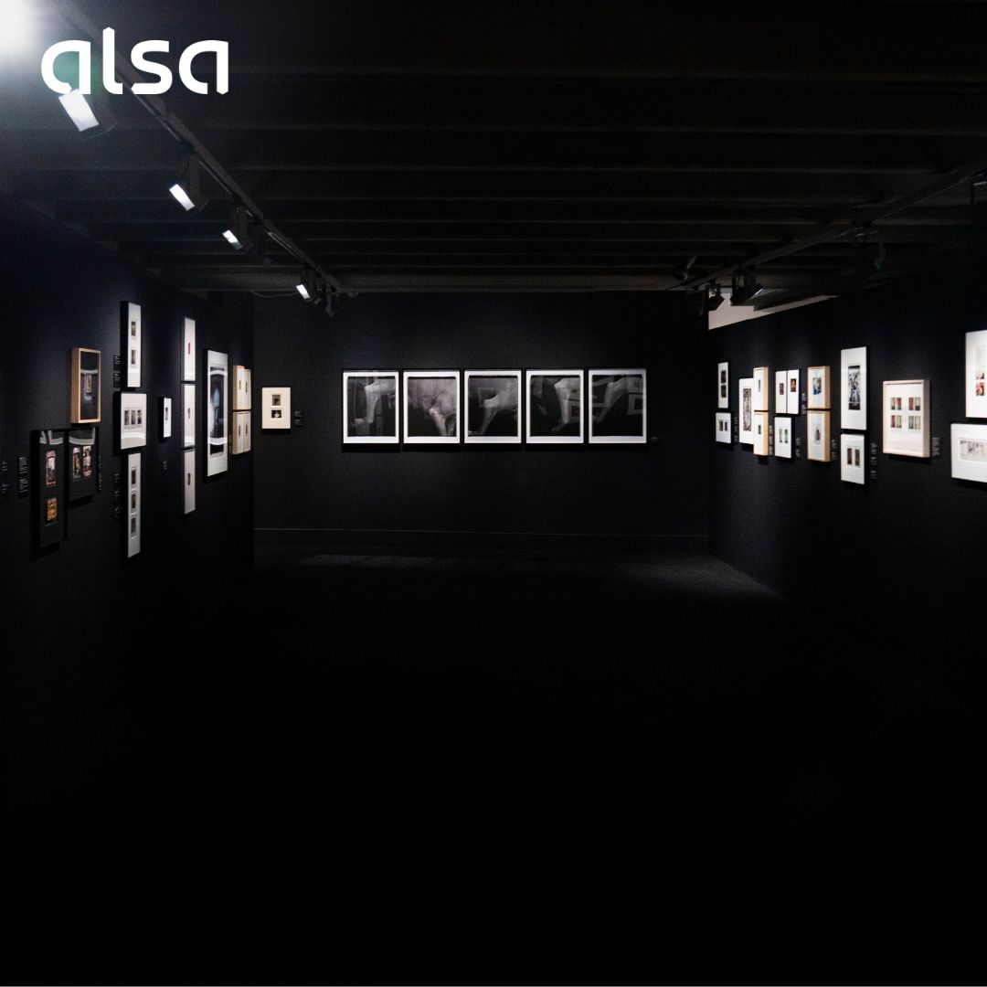 Alsa_CalPita's tweet photo. 📷 Se non sabes que facer esta fin de semana na #Coruña, na @FundacionBarrie está dispoñible 'Proyecto Polaroid: En la intersección del arte y la tecnología'.
📍 A nosa parada Entrexardíns déixate xusto en fronte.
-
#transportepúblico #bus #alsacoruña #paradabus #MóveteConAlsa https://t.co/HTAjecKwdv