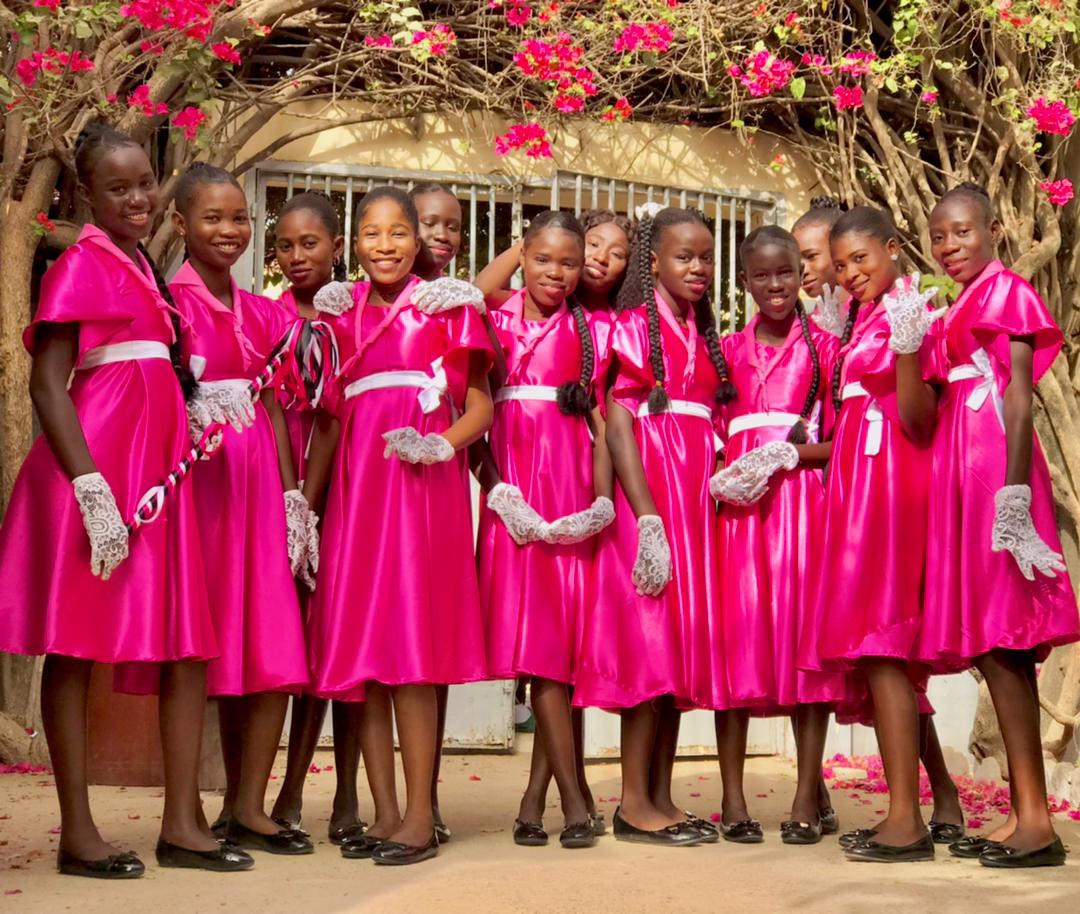 CVHCoeurRose's tweet photo. #FÊTE_D_INDÉPENDANCE_2023🇸🇳
Les Volontaires Humanistes ont magnifié le public Diourbelois d'une belle pretation de défilé et de chorégraphie Majorettes à l'occasion de ce 63ieme anniversaire de notre accession à la souveraineté nationale 4 Avril 2023
 #CVH4AVRIL #DÉFI_RELEVÉ https://t.co/1Sgn3AjcIC