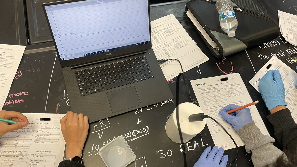 sbingolstem's tweet photo. Explored and analyzed the chemistry behind the cold and hot packs. 
#TexasOnRamps #chemistry #lab
#thermodynamics #stemsos 

@HsaHouston9_12 @hpshoustonsouth
@HarmonyEdu @TexasOnRamps https://t.co/KIpJZCu9Xr