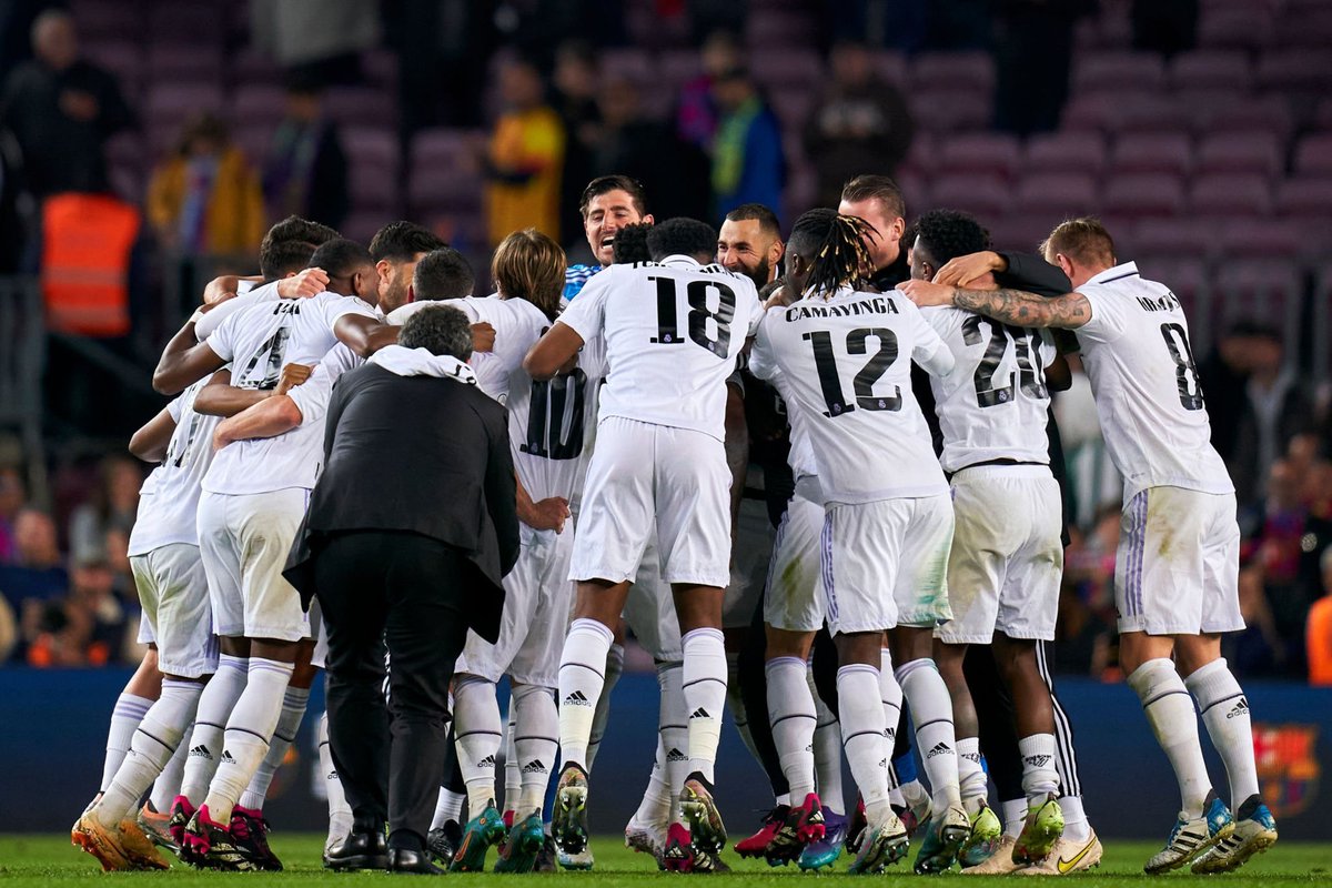 LosMadridistas_'s tweet photo. 🗣️Carvajal : "Ancelotti a fait quelques changements. Il voulait une équipe plus offensive avec Modrić et Rodrygo aidant Benzema et Vinicius." https://t.co/qUj6Hmi4y0
