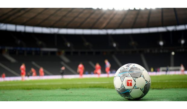BotMercato's tweet photo. ⚽ LastMinute ⚠️ #Mercato news! Dutch Frenkie de Jong will move to AZ Alkmaar next week for twelve million euros  ⚽ https://t.co/2gVNhTPNe7
