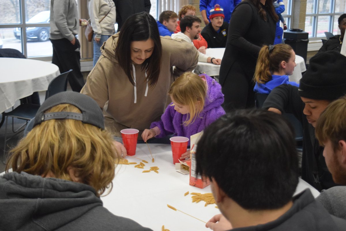 briar_cliff's tweet photo. BCU Football took a break from spring ball to host Big Brothers Big Sisters of Siouxland last night! 

"It's great to give back to the community; real nice to connect with them and hear their stories and share the same passions." -Senior Drake Coupland https://t.co/0Z4jK7VN6L