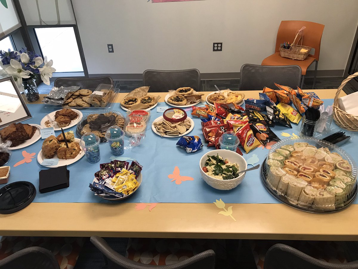 cmoretti66's tweet photo. Happy Para Day to the finest Crew in the Fleet! Thank you Hawley Paras for all that you do! #leadlap #dadsasprincipals #LeadershipMatters #elementaryprincipals https://t.co/sX5qUS4ng6