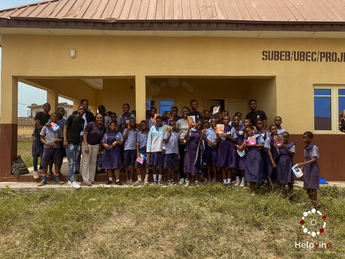 help_vine's tweet photo. On March 31st, Helpvine visited a public secondary school to inspire and empower students with education and entrepreneurship opportunities. Join us in weaving a network of help and hope, and investing in the future of our youth. #Helpvine #AgustD_SUGA_Tour_in_Singapore #DOGE https://t.co/9hRvFvClBT