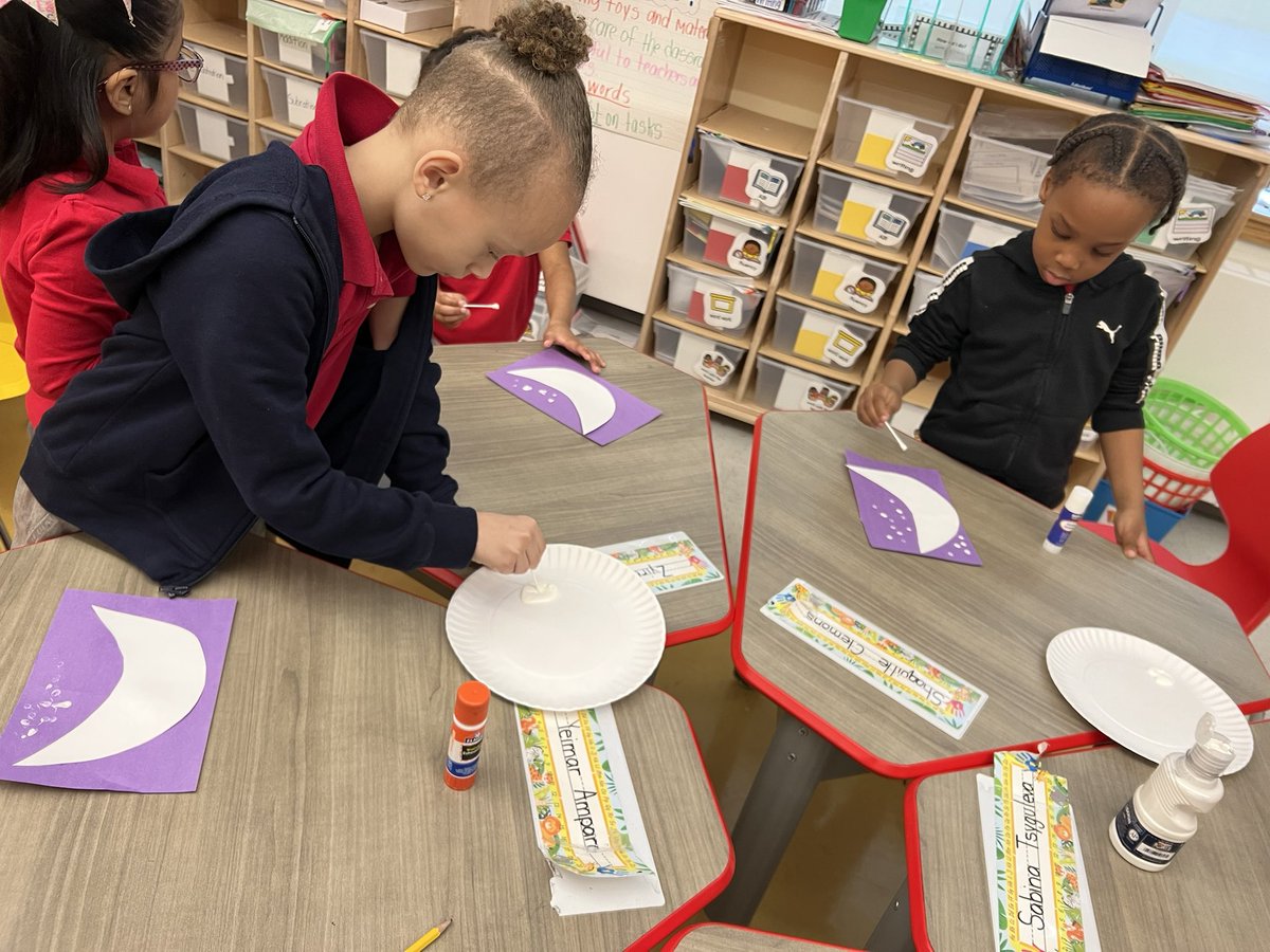 JMEvanouskas's tweet photo. K2 at #WAELs learned about Ramadan &amp; celebrated the start of Spring Break with an engaging #STEM challenge! https://t.co/sFSLLTRLow
