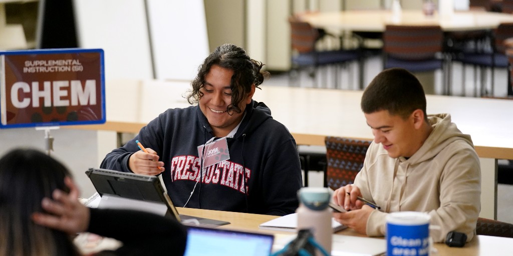 Stephanie Izaguirre was used to being a straight-A student, but then she took a math class during her freshman year and got the shock of her life. 😨

Find out how <a href="/fslc_si/">SI at Fresno State</a> helped get her grades back on track: bit.ly/40fs1GN