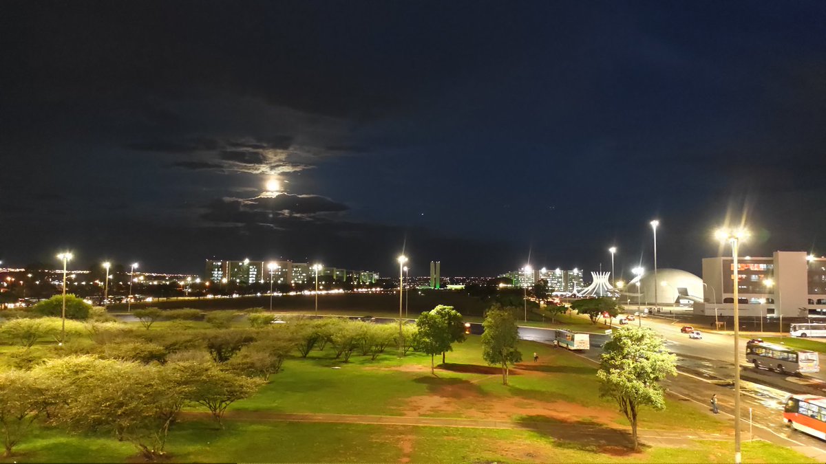 psnbrasill's tweet photo. Brasília DF - Landscape - Paisagem  | Fotógrafo Jalfotosbr   #fotos #jalfotosbr #JallesBarros  #fotografia #photography #photo #life #brasil🇧🇷 #brazil🇧🇷 #flores #flowers #flor #flores🌸 #floral #Árvore #arvore #árvores #nature #natura #photographer #art #travel #instagram #céu https://t.co/PmsTzgtx9I