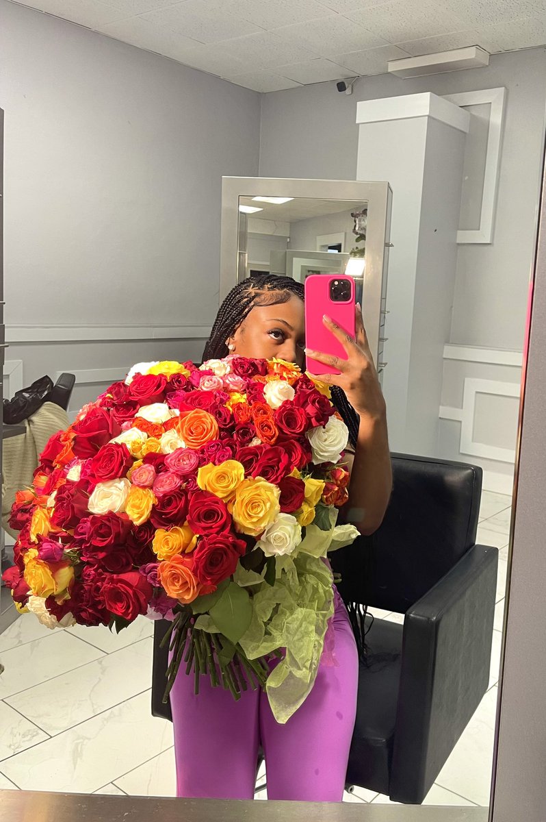 thehairfinatic's tweet image. only apology I’ll accept 😭🥰✌🏽✌🏽