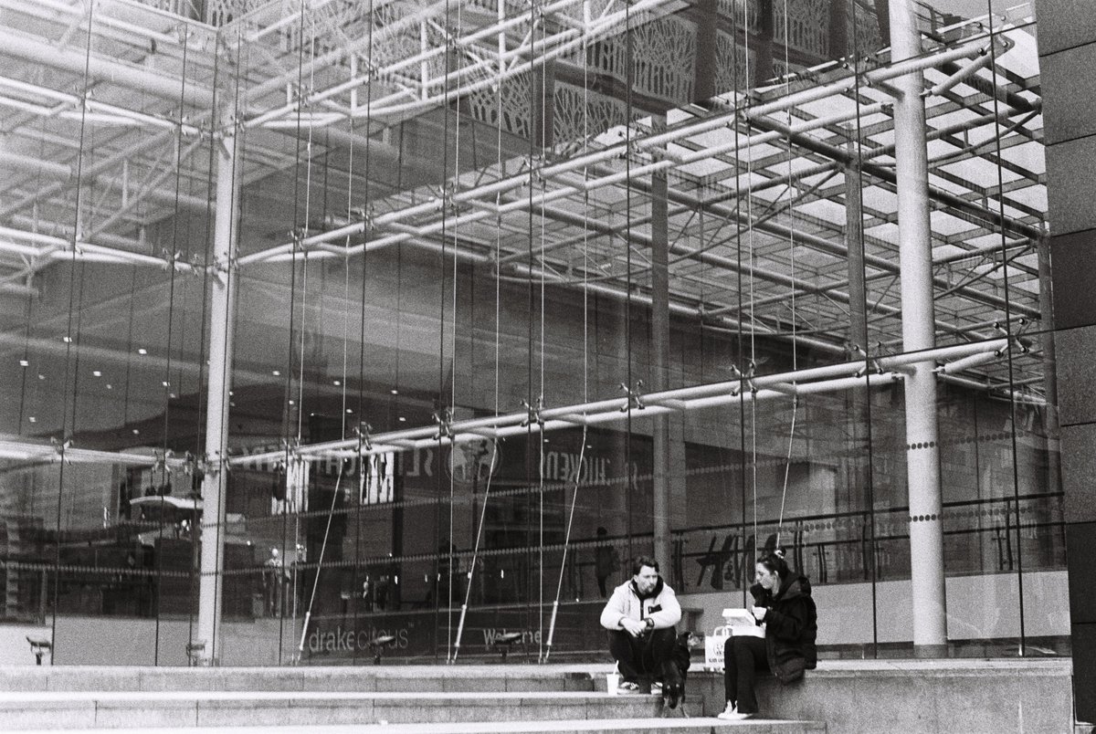 Plymouth, 2023
#filmphotography #streetphotography #believeinfilm #filmisalive #filmisnotdead #monochrome #400tx