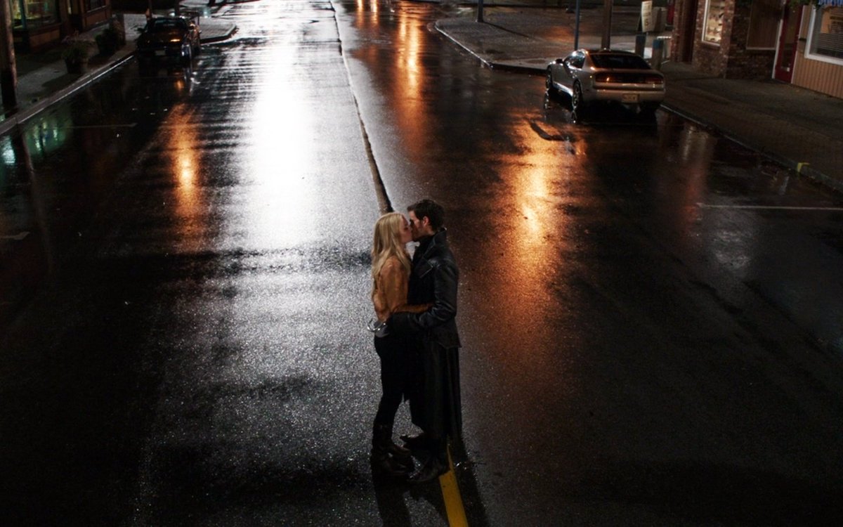 EnchantedSwans's tweet photo. ✨ CS Collection
CS aerial shots | 4x03
❤️🔥
#captainswan #emmaswan #killianjones #jennifermorrison #colinodonoghue #onceuponatime #ouats4 #cscollection #aerialshots #csaesthetics https://t.co/w1pYfZneSD