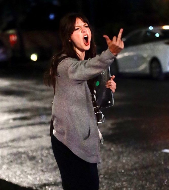 she really is a great actress cause like this is THE SAME PERSON