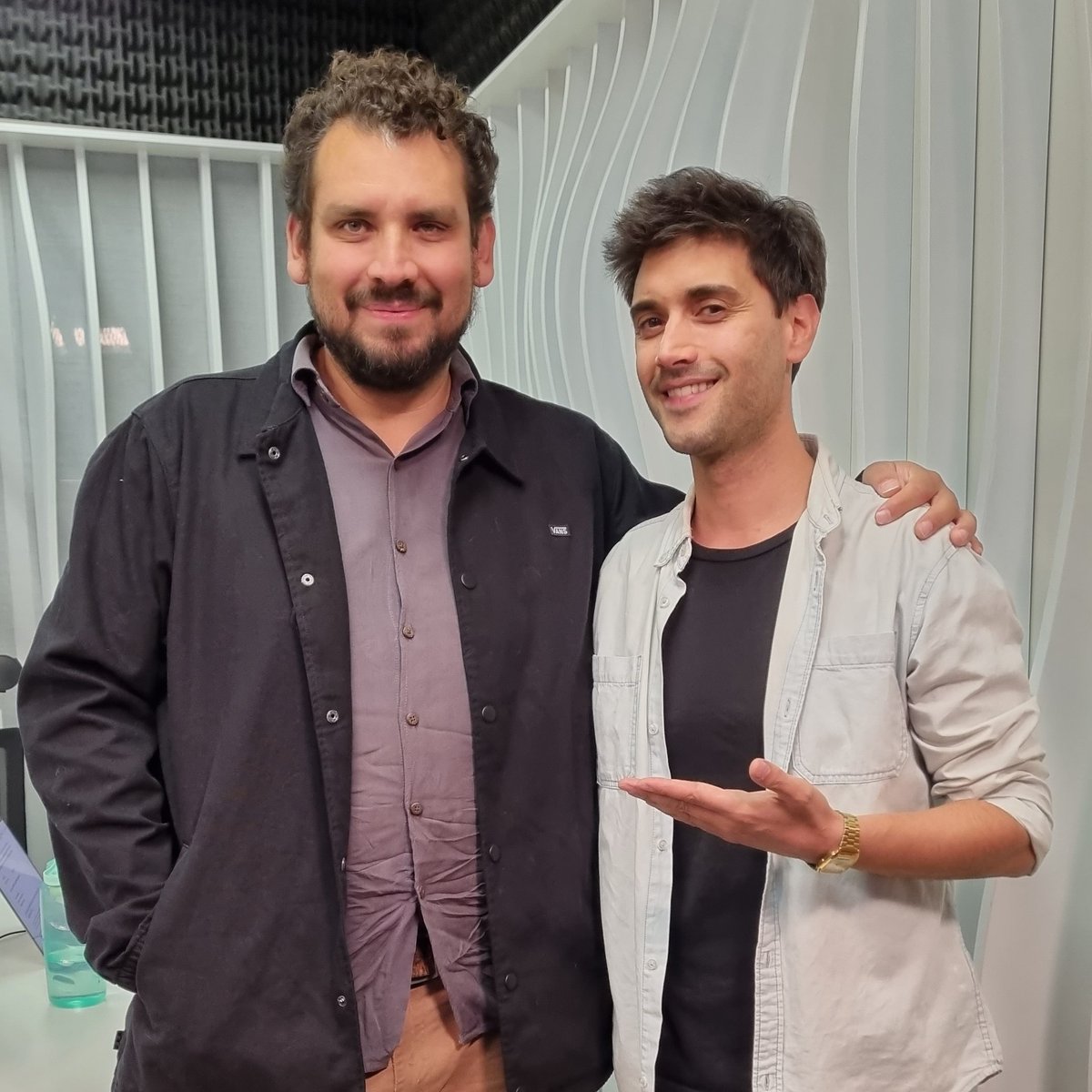 CREADORES | Y si te lo perdiste ¡No hay problema!
<a href="/Ifranzani/">Ignacio Franzani</a> estuvo conversando con Juan Pablo Mellado (<a href="/LimpiarPescao/">Juan Pablo Mellado</a>) sobre su presente, nuevos desafíos y proyectos.

Escucha esta entretenida entrevista en el siguiente link 13cradio.cl/show/creadores…