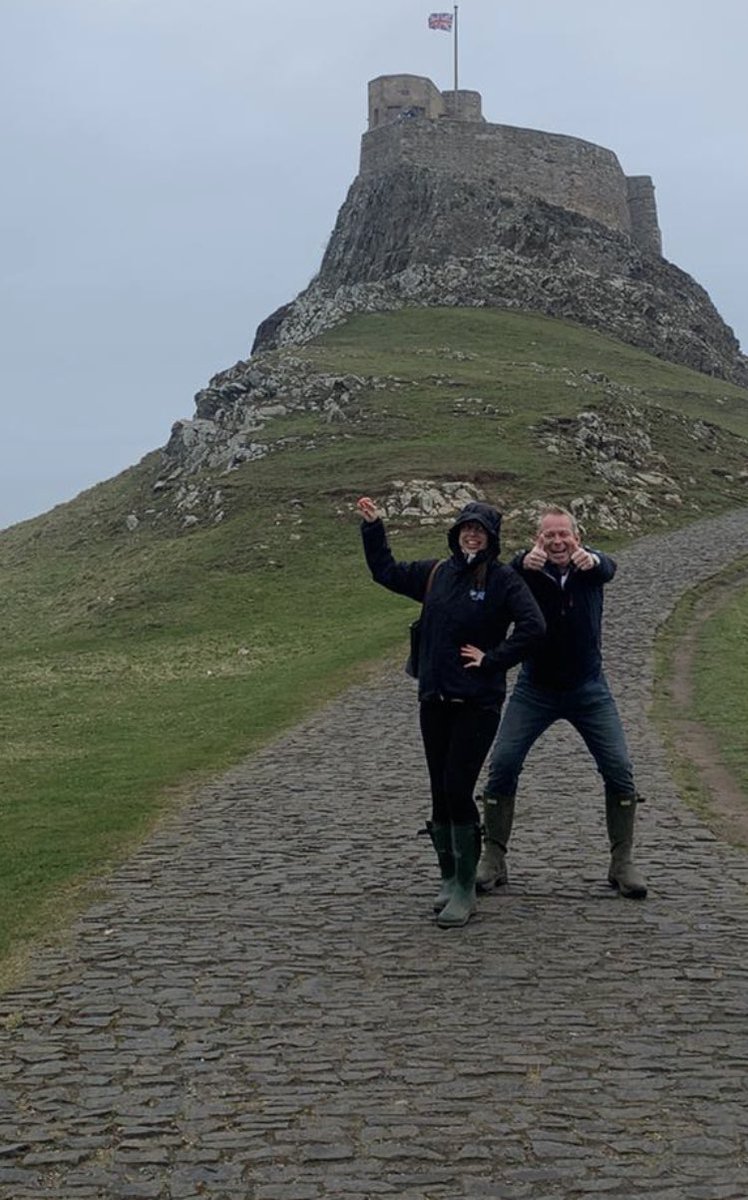nalinapitt's tweet photo. @valleseco Stunning. We’re in Alnwick, Lindisfarne this morning. Chilly! https://t.co/XgsM1eeI6s