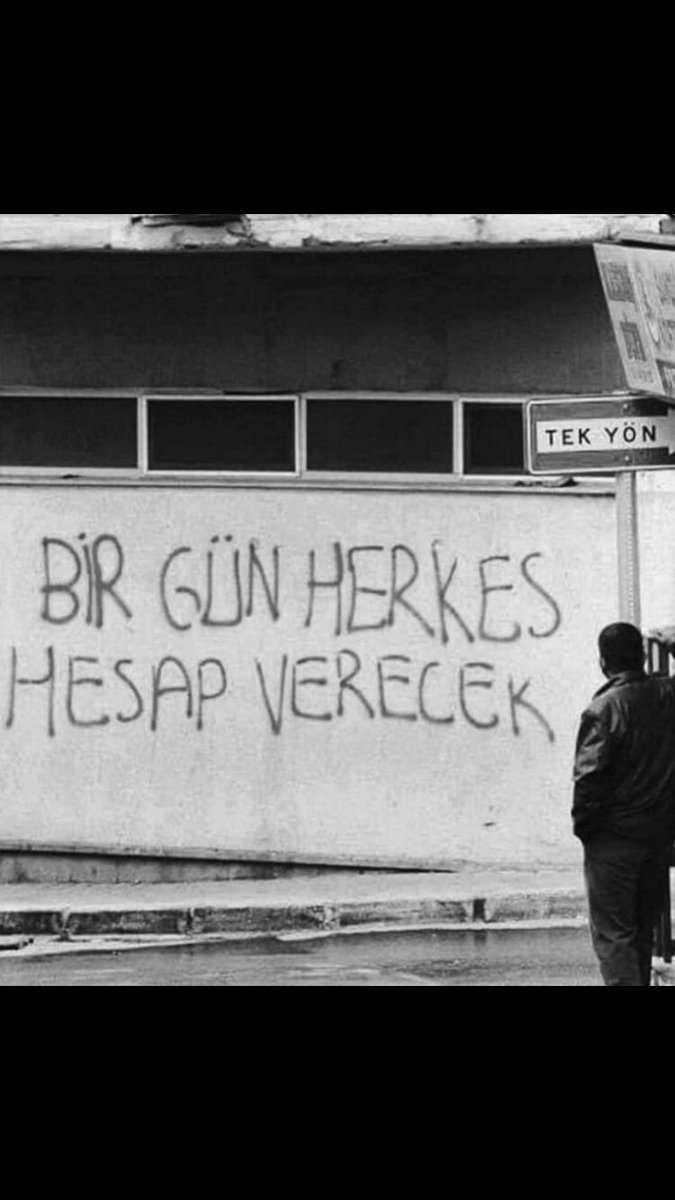 Şerefsizsin! 
Adisiniz!
 Katilsiniz!
#isiasyüzkarası