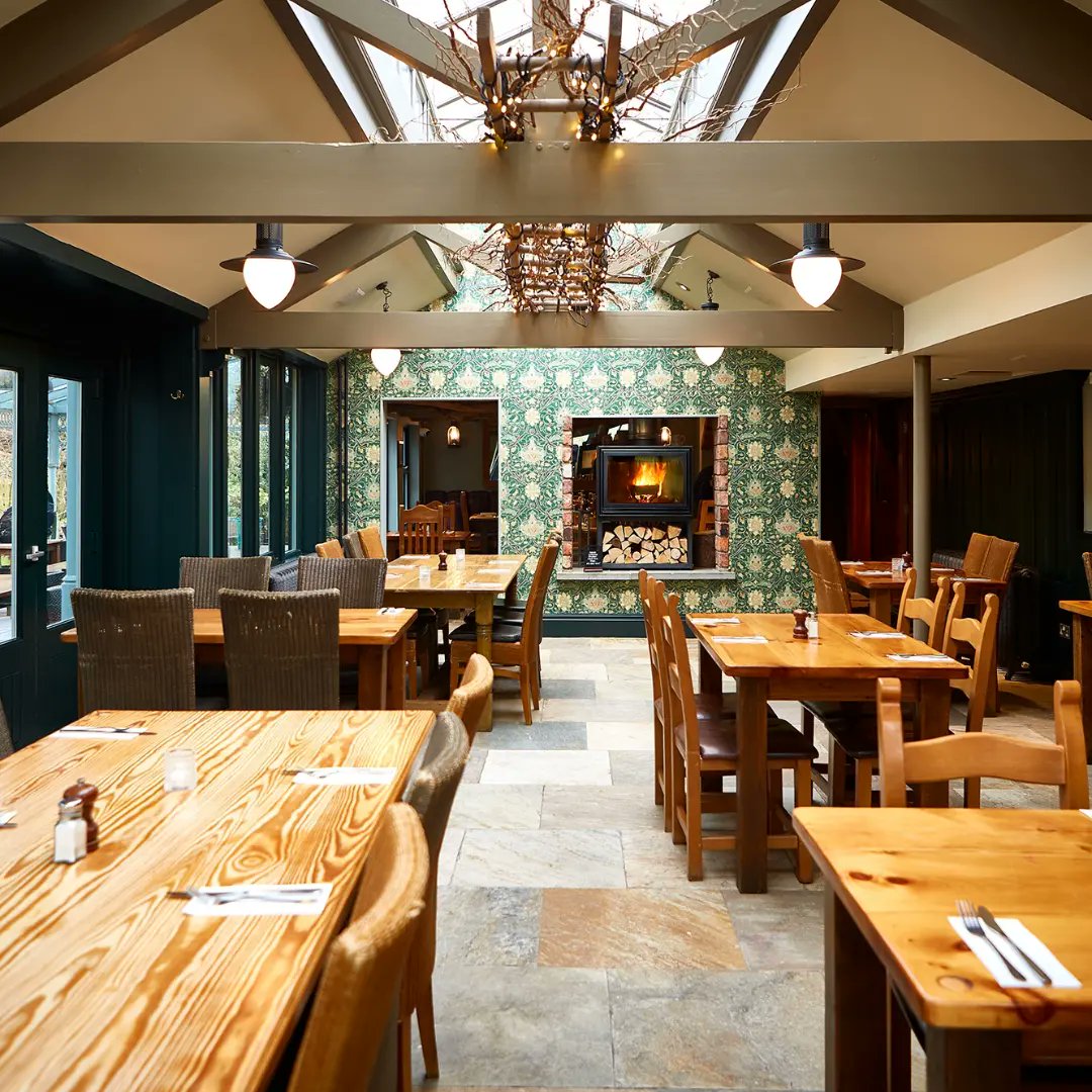 PloughandFlail's tweet photo. It's nearly time for the long weekend! Book now for Easter weekend. Hopefully the sun will be shining! 

Come visit us for delicious food and refreshing drinks 🍽️🍴🥂🍻🍾

Book your table now -

https://t.co/OJt9D7X4vt

#easterweekend #countrysidepub #dogfriendlypub #longweekend https://t.co/TIh0IX75hw