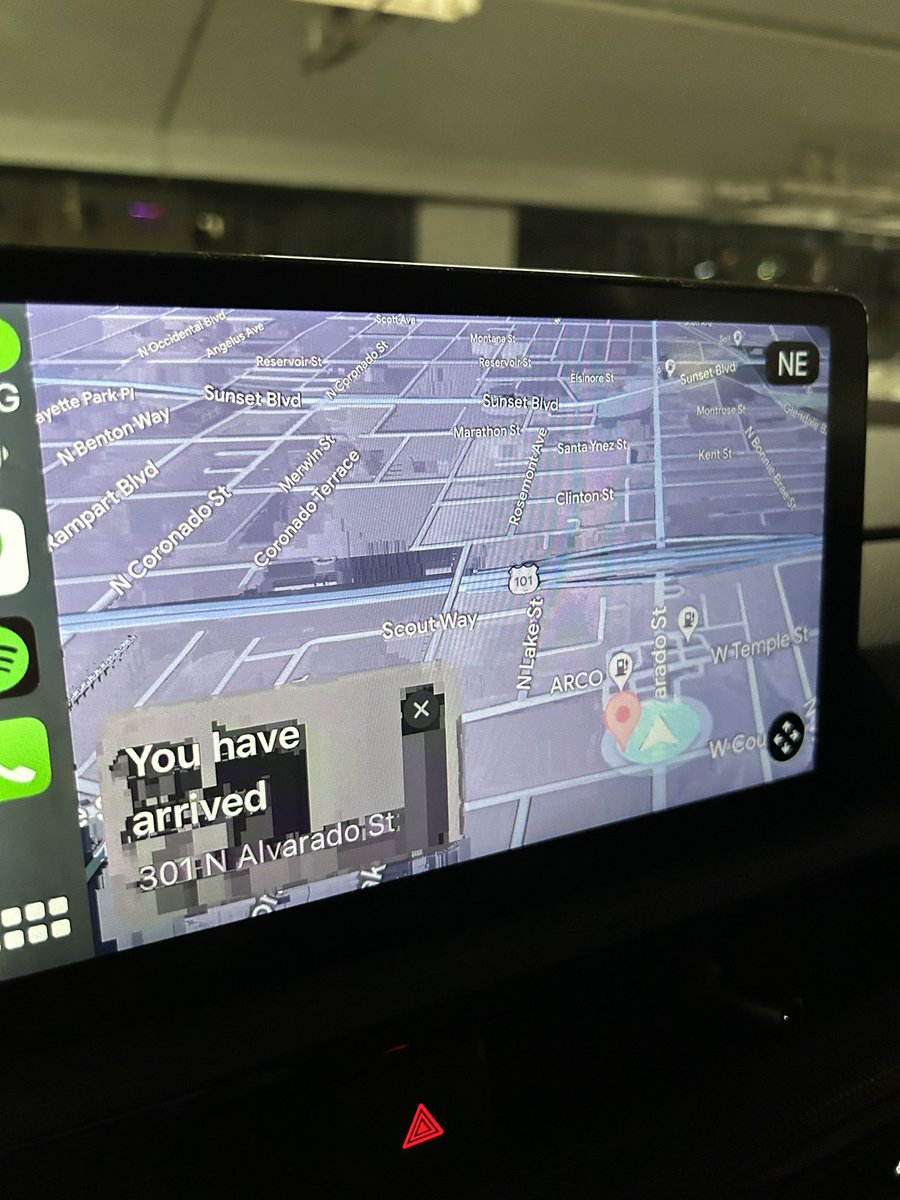 TheJamieShap's tweet photo. @Honda I got a 2023 Honda CRV in Feb, the screen will not stop glitching. Just found out my grandmother, who just got the same car, is having all the same issues. I took it to get serviced, they said nothing is wrong, I haven’t had an issue with my maps on any other car. Recall? https://t.co/iwlIpGAUFo