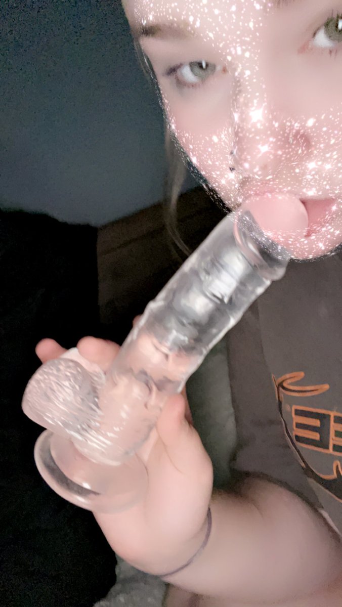 frido122's tweet photo. come see me play baby mommy for a toy ! https://t.co/P1A229bCEG