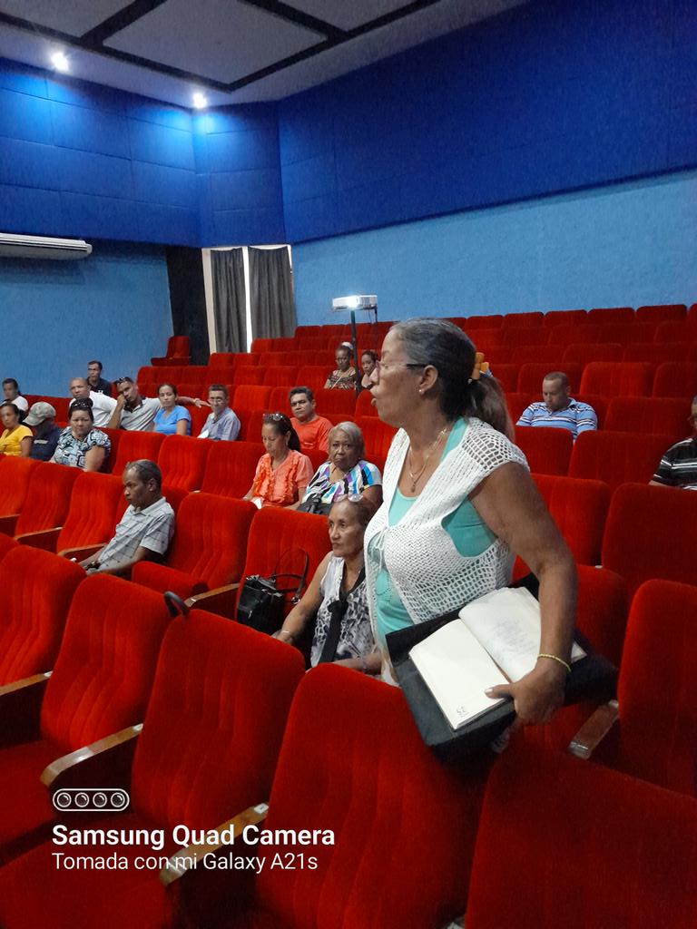 MurciaRelvis's tweet photo. Recibe la estructura municipal de Educación en #TercerFrente Preparación sobre Programa educativo dirigido en la prevención del consumo de drogas en el Sistema Nacional de Educación. #NoALasDrogas #CubaMined #CubaEduca @dpestgo @sandro_ahmed @hechavarr4 @elsa_ena https://t.co/Ck8g6WUje2