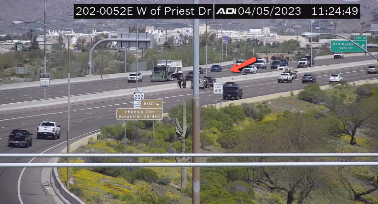 ArizonaDOT's tweet photo. Loop 202 Red Mountain westbound after Priest: A crash is blocking the HOV lane.

#Loop202 #phxtraffic https://t.co/QPbyT3Igbv