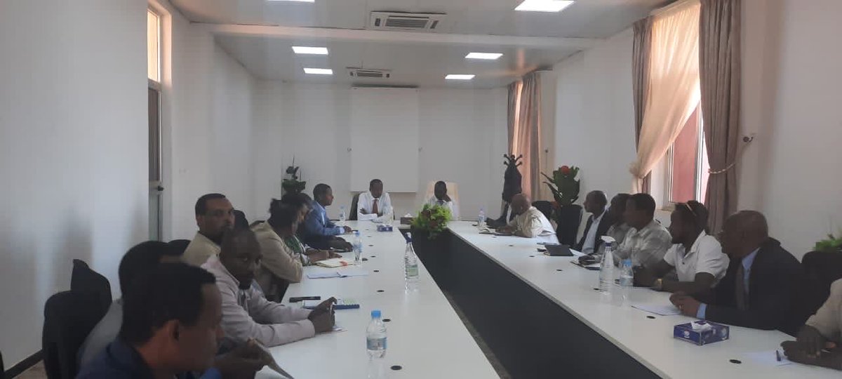 TToga9's tweet image. Had very informative n  fruitful roundtable on DDR n NRC #Asosa in z presence of HE Ashadeli Hassan, President of BGNRS, n his cabinet members. Very useful inputs n information have been collected that will be included in action plan. Agreed to maintain regular communication.