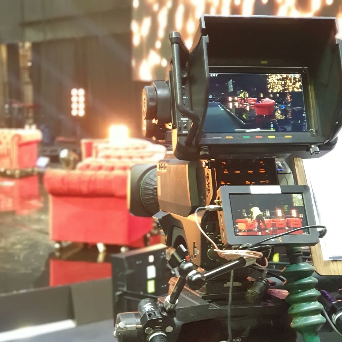 robhillmedia's tweet image. Helloooooo Wembley! Back on tour on The Overlap with Carragher, Neville and Keane. #robhillmedia #cameraman #cameraoperator #wembleyarena #theoverlap