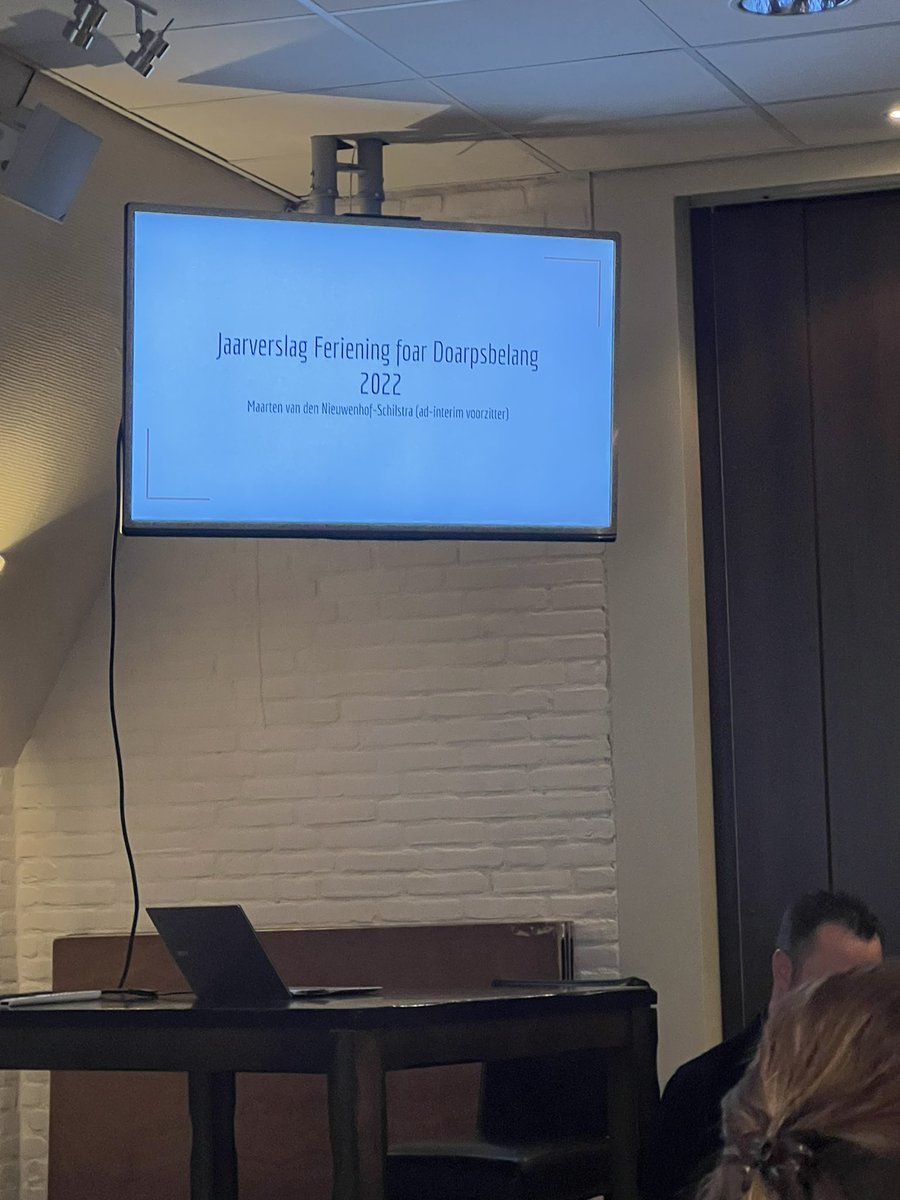 Vele punten passeren de revue bij de ALV #dorpsbelang #britsum. <a href="/cdaleeuwarden/">CDA Leeuwarden</a> is altijd nieuwsgierig om te horen wat er leeft in het dorp!