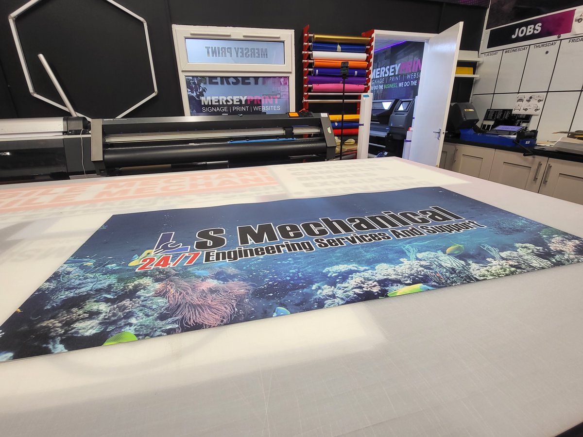 merseyprint's tweet photo. Fish tank background for our friends over at ls Mechanical https://t.co/VPupQwJRZb