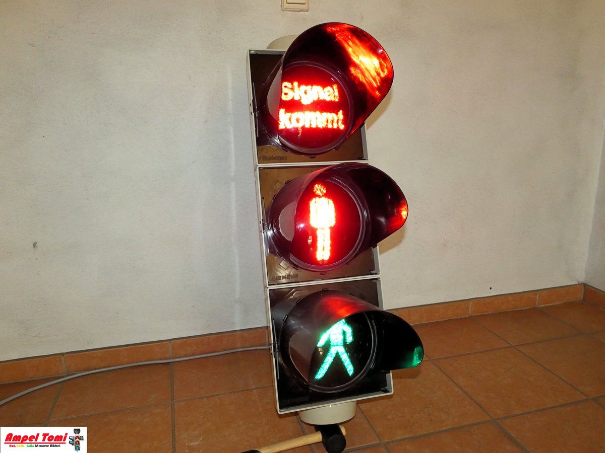 AmpelTomiDe's tweet photo. Siemens Fußgängersignal, Kieler Version.
Alle Details auf https://t.co/pmocAdqsrT 🚦
#ampel #ampelanlage #lichtsignalanlage #trafficlight #verkeerslicht #trafiklys #trafikljus #trafikklys #liikennevalo #sygnalizacjaświetlna #feudecirculation #siemens #yunextraffic #kiel https://t.co/4yYJtp7noP