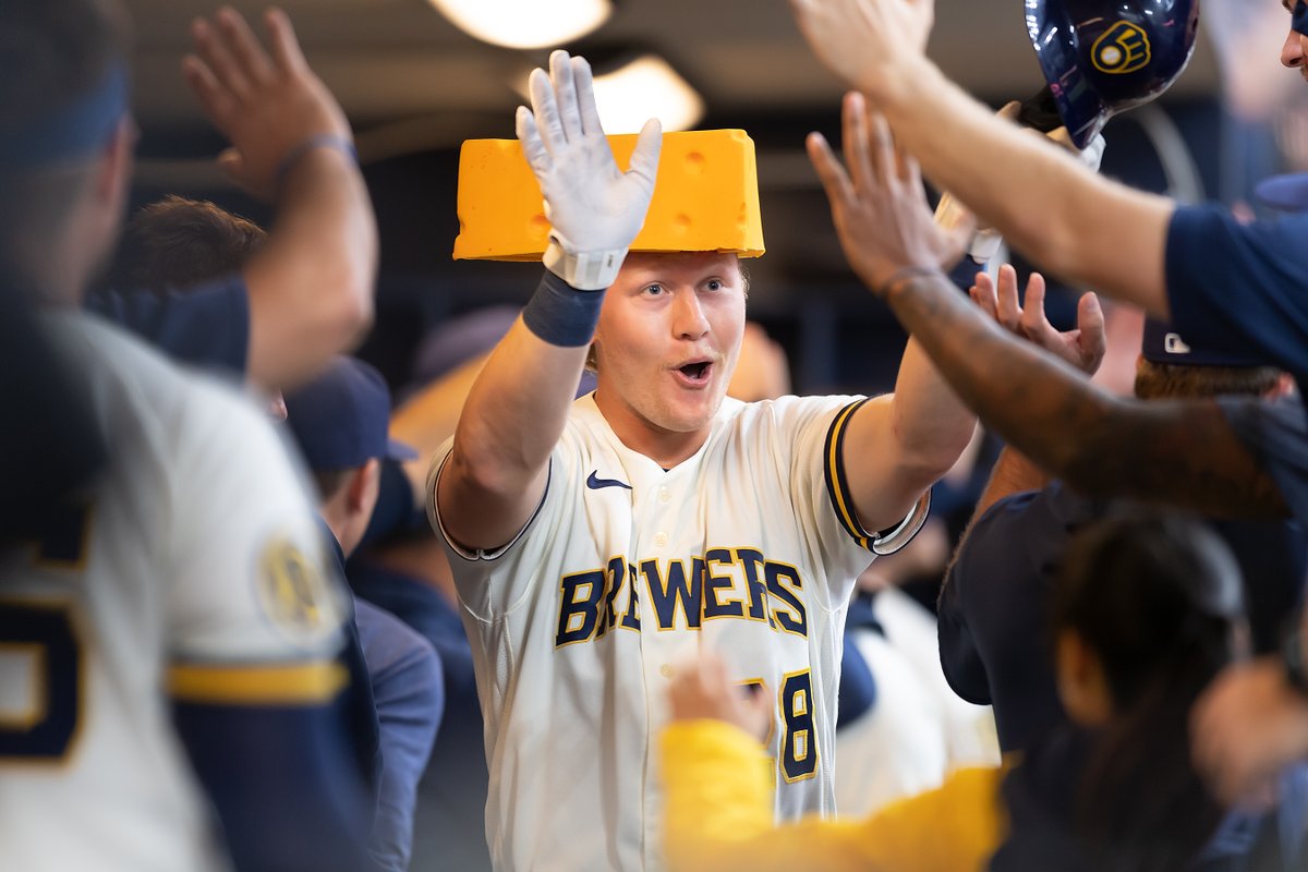 Brewers tweet picture