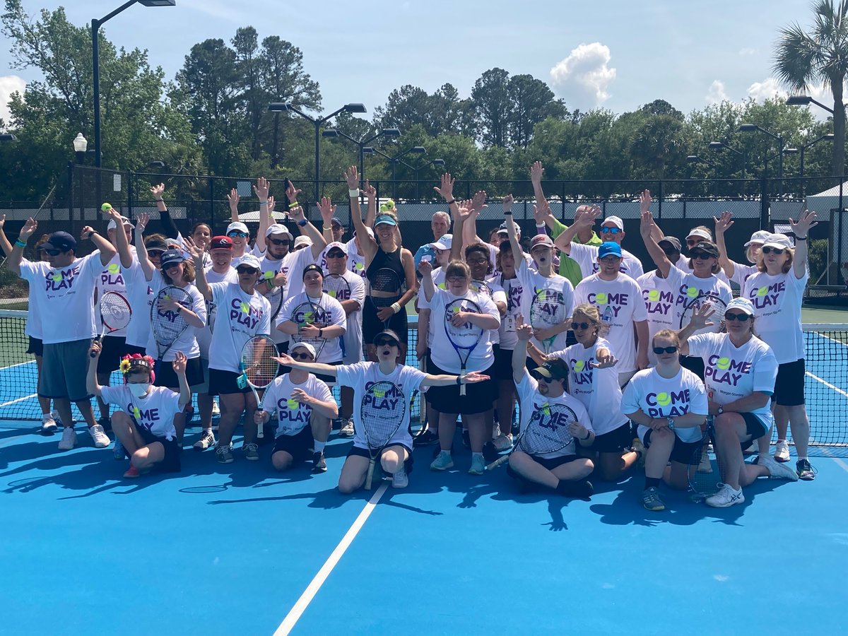 5tamey's tweet photo. The benevolent power of @vika7 playing doubles with my son, James! @CharlestonOpen @wta #ComePlay @blau05 @SpecialOlympics https://t.co/LzlzvETHYP