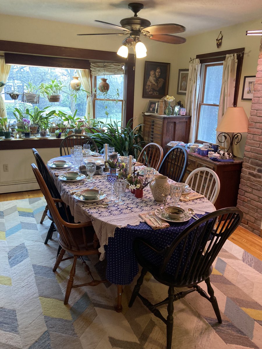 A zissen (decent?) Pesach to all!