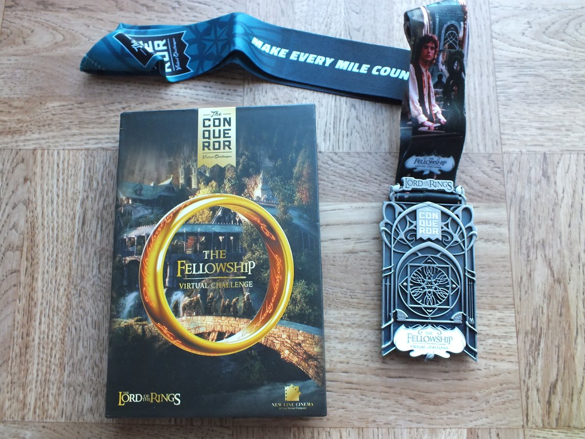 silvercomet21's tweet image. #TheConquerorChallenge #TheLordOfTheRings Got the 2nd medal - The Fellowship 😃