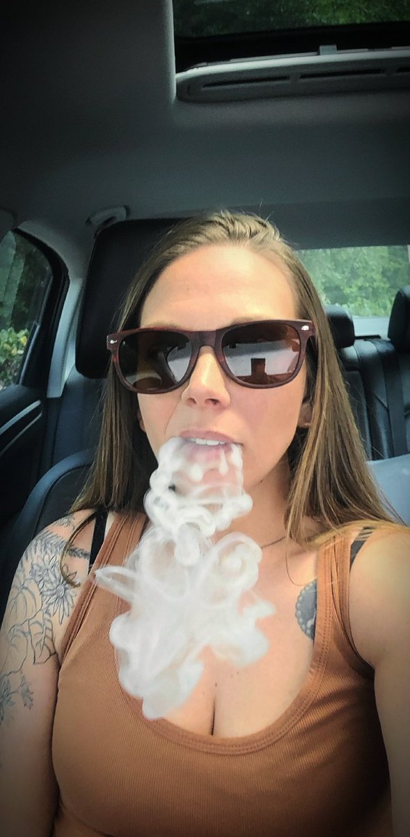 I def needed this one 🌬️
What helps you get through your day?
•
#420community #stonergirls #smokeweed #420Life #highlife #420girls #stonernation #WCW #adhd #MMJ #LFGrow #weedsday  #humpday #WCWednesday #Mmemberville #cannababe #smokethis