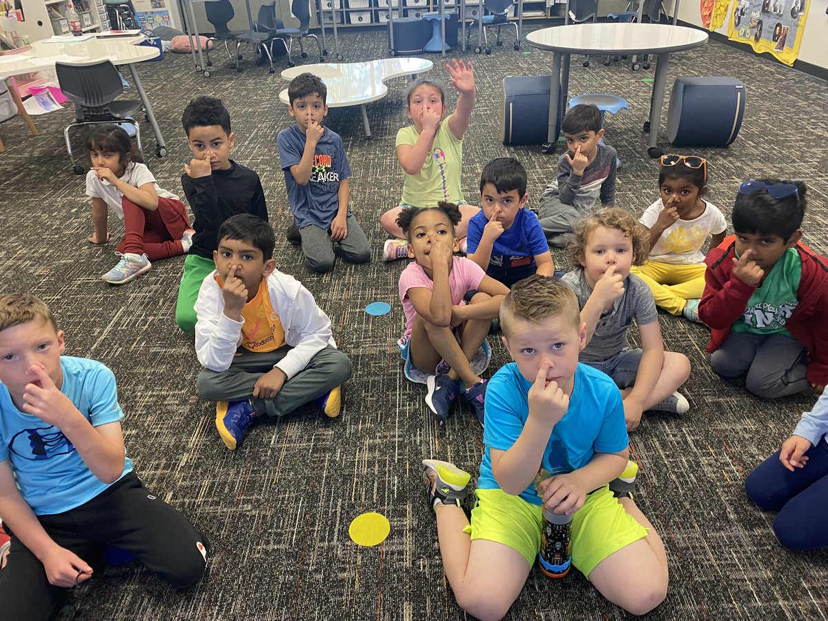 gina_williford's tweet image. Used kagan structure think, pair, share in social studies to talk about needs vs. wants #pinkspringtraining @pressNseale @shantieljovanna @eagertolearnSoo @CounselorCaring