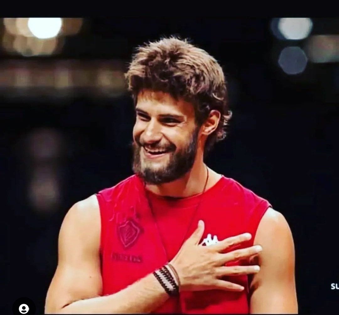 Yanında son bir kişi kalmışsa bilinki o kişi benim batuşum 😘