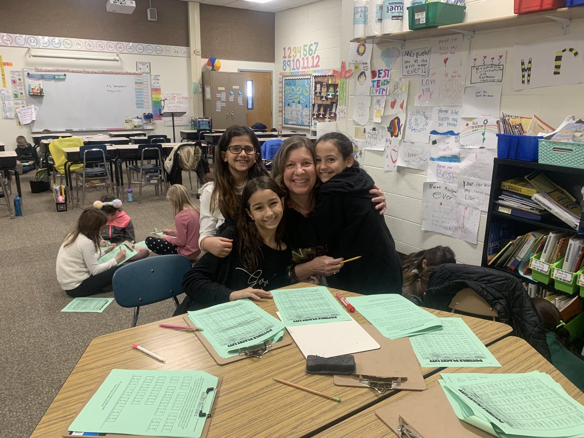 MsZintak's tweet photo. Happy Paraprofessional Day to the QUEEN 👑 of Room 112! So grateful for the encouragement, positivity, and laughter that she brings to our class each day. We love you, Mrs. Duehr! #BeTheReason135 @hpointschool https://t.co/66yeIxFzjp