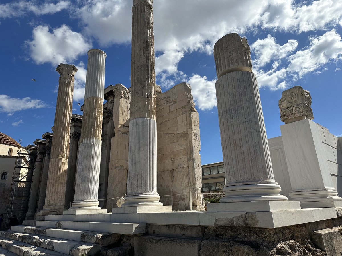ENortonHistory's tweet photo. Hadrian’s Library in Athens. Built in the 2ndC AD it was more of a cultural centre, with a library, music space and function rooms. Laid out like a forum with a central courtyard bordered by columns. #athens #hadrianslibrary #emperorhadrian #ancientlibrary https://t.co/BNmL2sovm9
