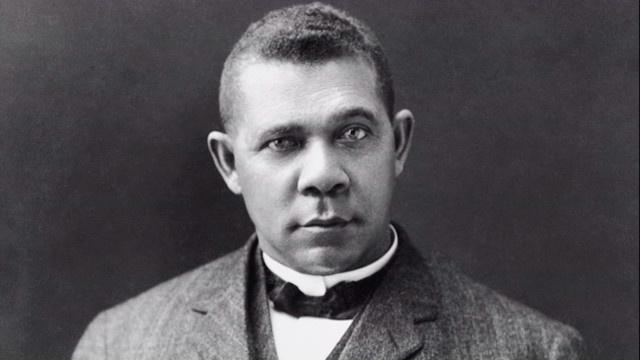 #OnThisDay Booker T. Washington was born in 1856. He was an important figure in civil rights and was the founder of Tuskegee Normal and Industrial Institute, now known as Tuskegee University. 
#BookerTWashington (1/2)
