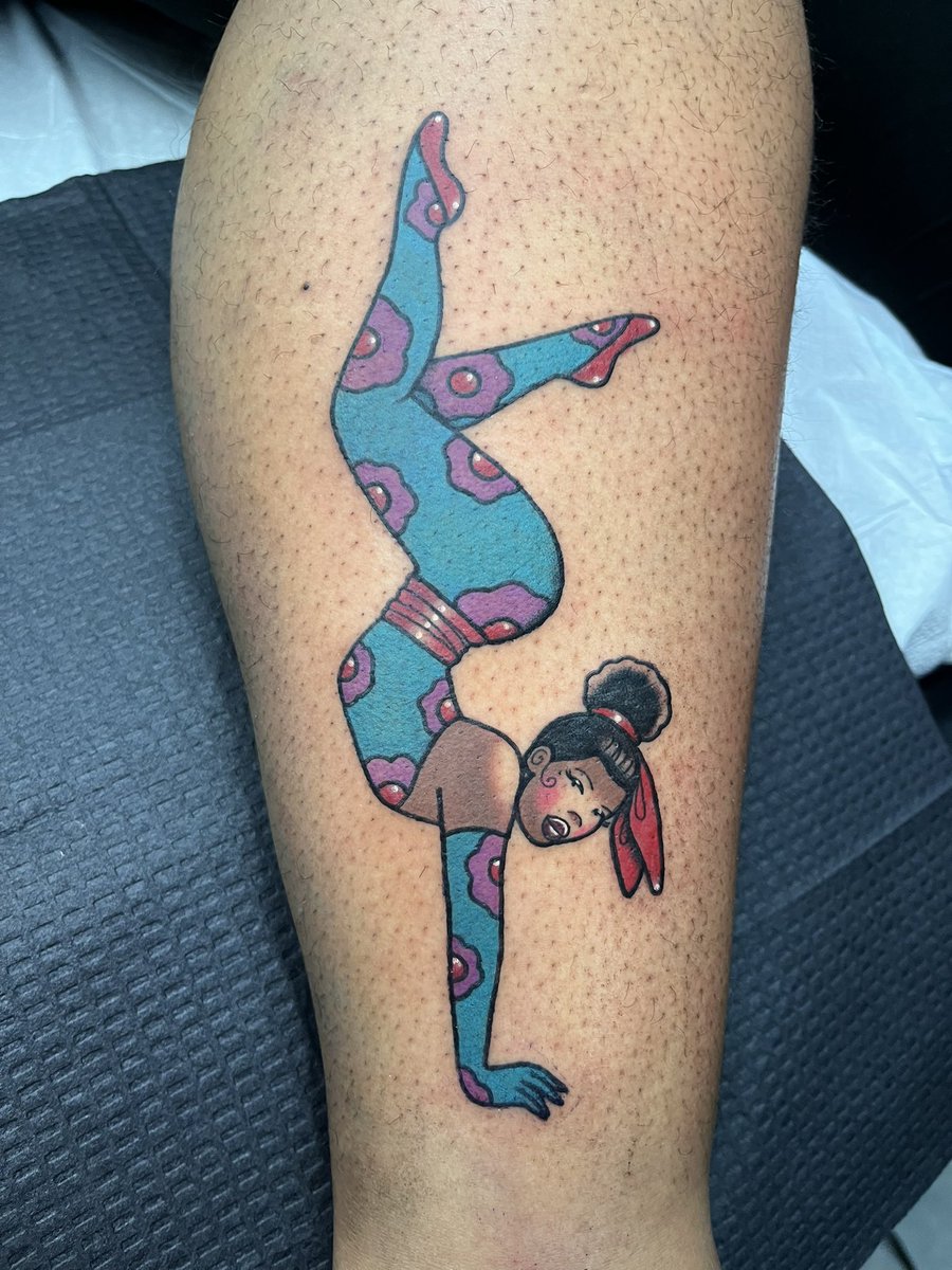 Contortionist pinup on the ankle for Jamila today 💜 #pinuptattoo