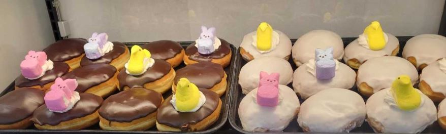 JohnstonHyVee's tweet photo. Happy National Peep Day from your Johnston Hy-Vee! https://t.co/Y9YWEf6MU0