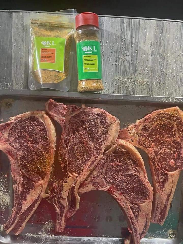 Kasilove_ZA's tweet photo. Thengela imama ama spices from @Kasilove_ZA 

We deliver nationwide  🇿🇦 

Here is the link to our catalogue https://t.co/6ImndBY2rV 
📱0784744747
📧 info@kasiloveflorist.co.za https://t.co/RcU7PWHVTv