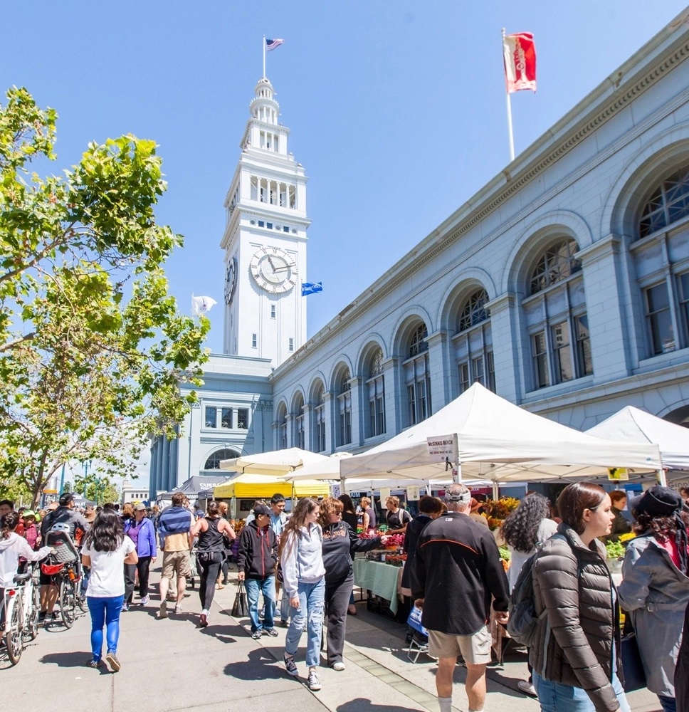 RizeUpBakery's tweet image. Come see us this SATURDAY at The Ferry Plaza Farmers Market! We will be selling our incredible loaves and some other new baked goods at all of the markets this weekend like Ube Cookies and other sweets! 🙌🏾 @ferry_building